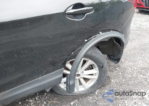 2019 Nissan Rogue Sport S z USA, uszkodzony, nr VIN JN1BJ1CR9KW628552